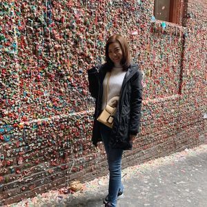 Meet your Posher, Yvonne